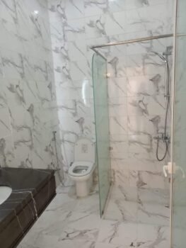 شركة صيانة حمامات في دبي 6 صيانة حمامات ذوي الاحتياجات الخاصة دبي